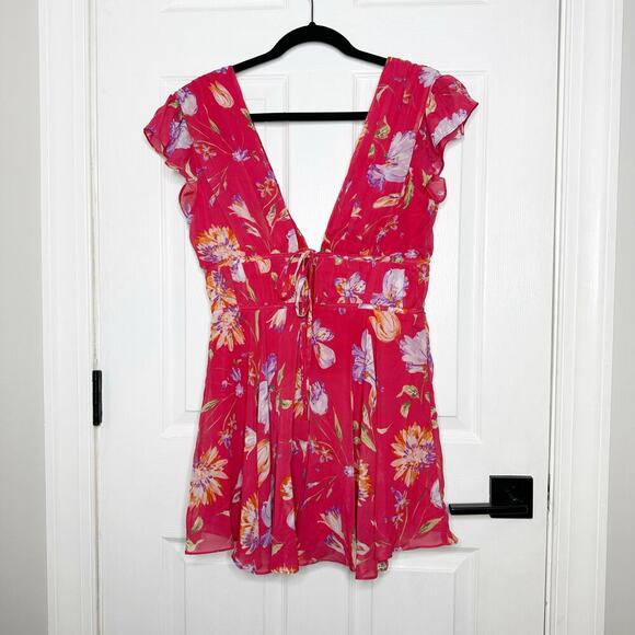 Lulus Size M Flirty Ways Hot Pink Floral‎ Flutter Sleeve Romper - Picture 13 of 13